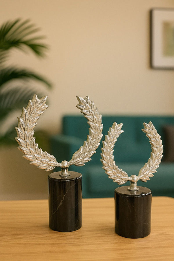 Lyxigt Dekorativt Set med Lagerkransar i Silver (2-pack)