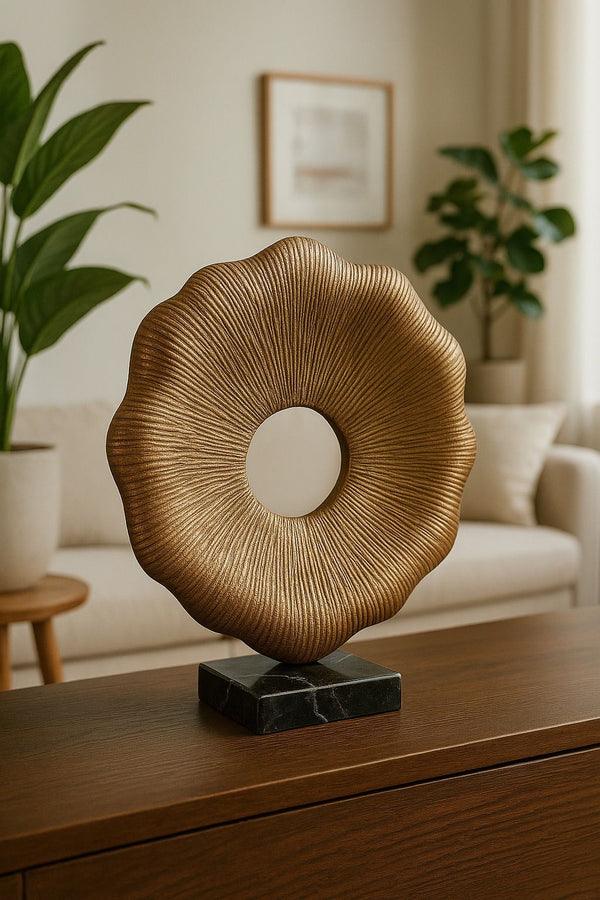 Lyxigt Dekorativt Set med Solmotiv Detalj i Antik Guld (2-pack)