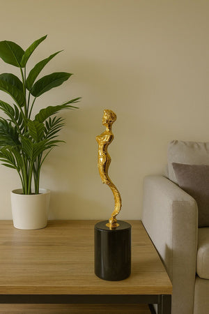 Lyxig Sjöjungfru Figur / Silverfärgad Mytologisk Skulptur på Svart Marmorbas - Guld