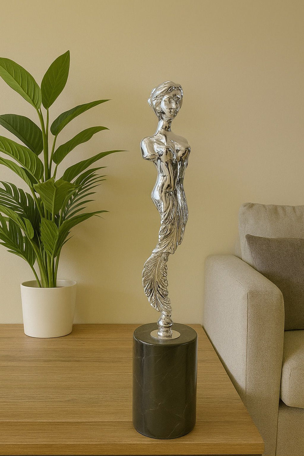 Lyxig Sjöjungfru Figur / Silverfärgad Mytologisk Skulptur på Svart Marmorbas - Silver