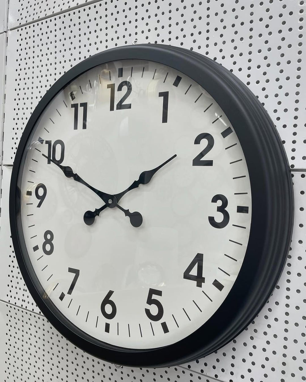 Klassisk Väggklocka i Krom och Svart (60 cm)