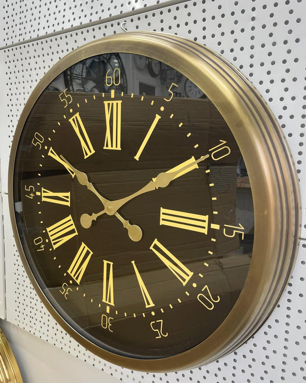 Väggklocka i Metall med Svart Urtavla och Antik Finish (60 cm)