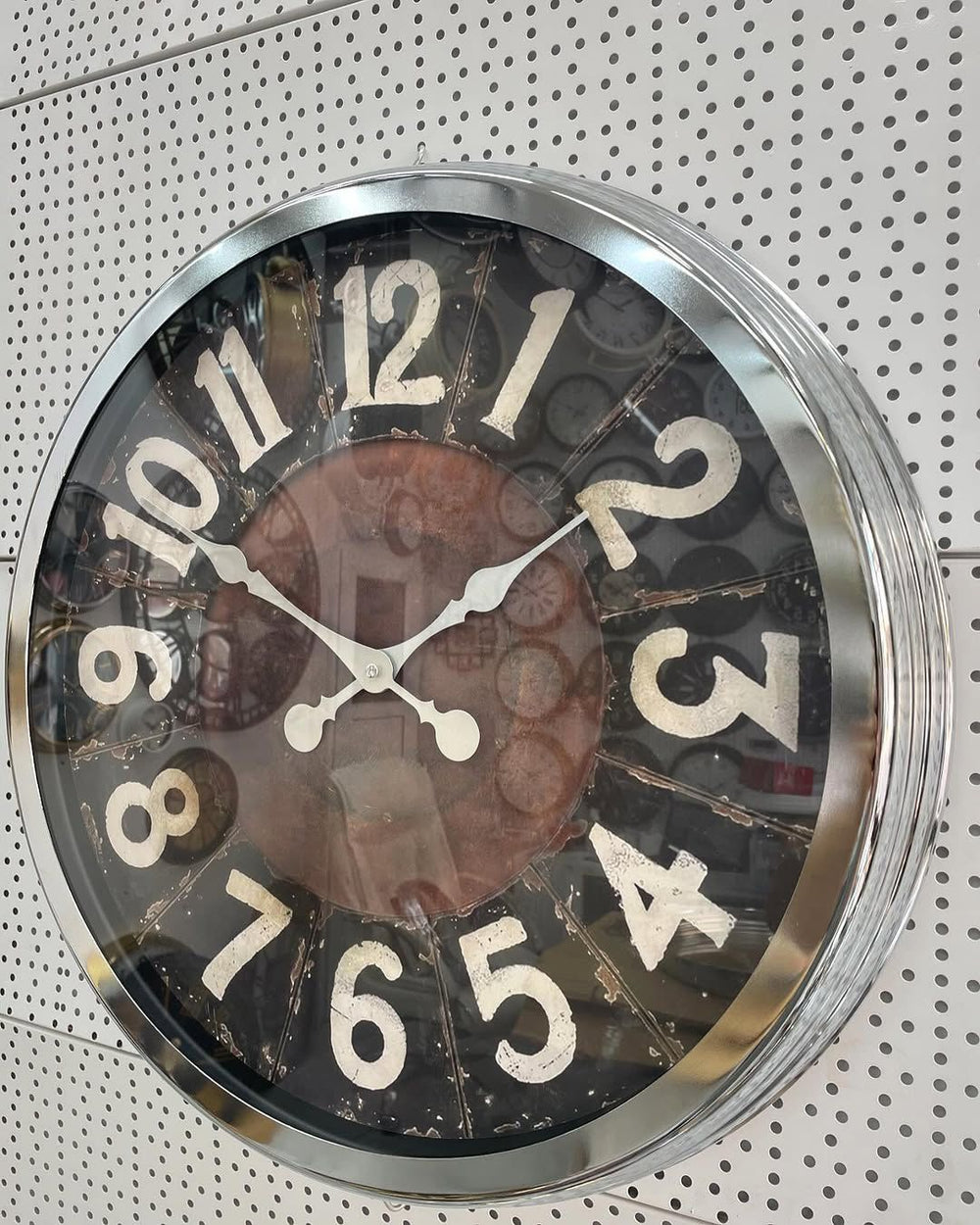 Retro Väggklocka i Krommetall (60 cm)