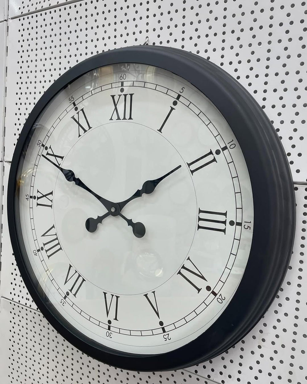 Väggklocka i Svart Metall med Romerska Siffror (60 cm)