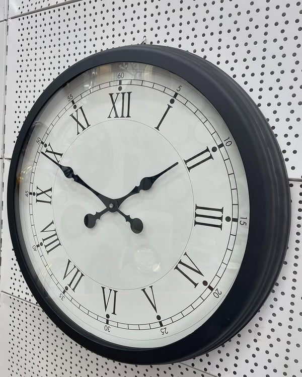 Väggklocka i Svart Metall med Romerska Siffror (60 cm)