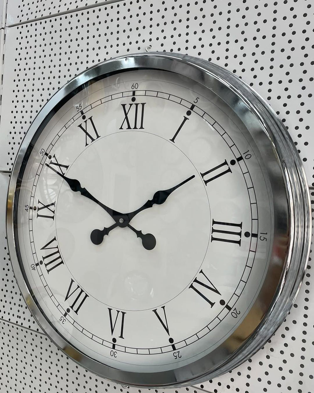 Väggklocka i Krommetall med Romerska Siffror (60 cm)